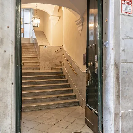 Spinola Palace Apartman *